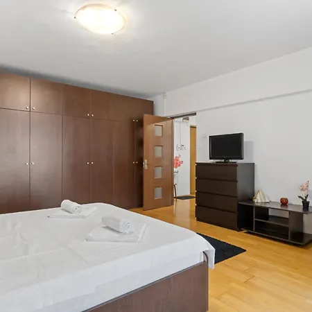 Classic Center * Bucarest