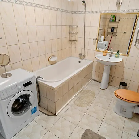 Classic Center Apartment *