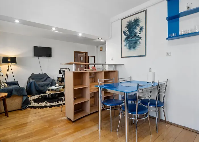 Classic Center アパート